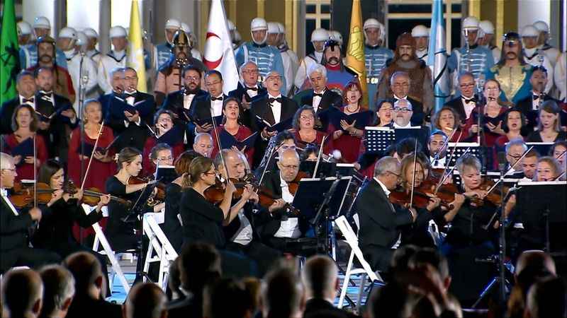 100’üncü Yıl Marşı bin 71 kişilik dev senfoni orkestrası ile ilan edildi